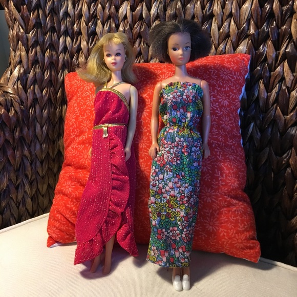 Barbies - Picture 5 of 6